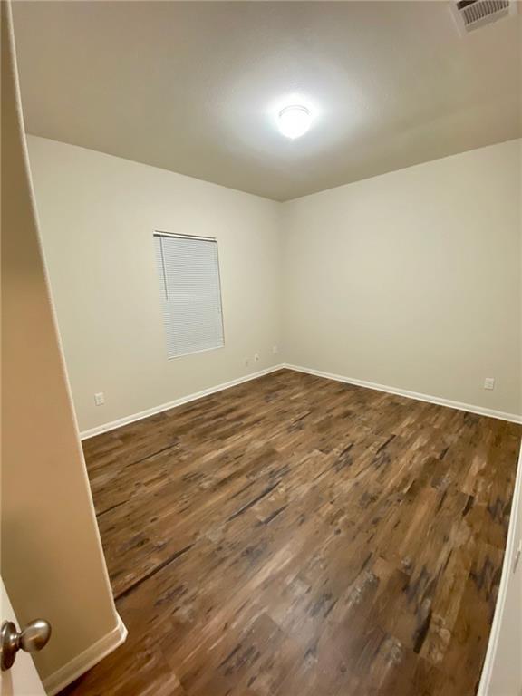 Building Photo - 172 Hollis Ln