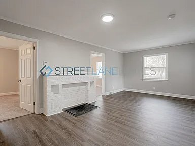 Building Photo - 736 Isaac St