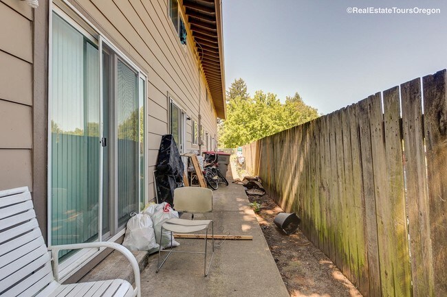 Patio - Granite Townhomes*