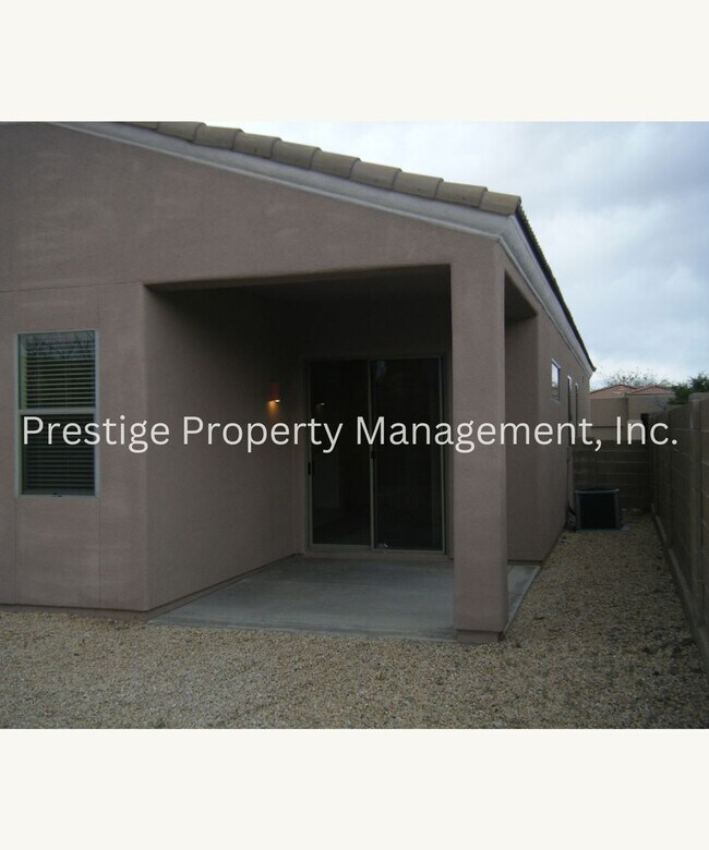 Building Photo - 3/2 Spacious Vail Home, Must See!