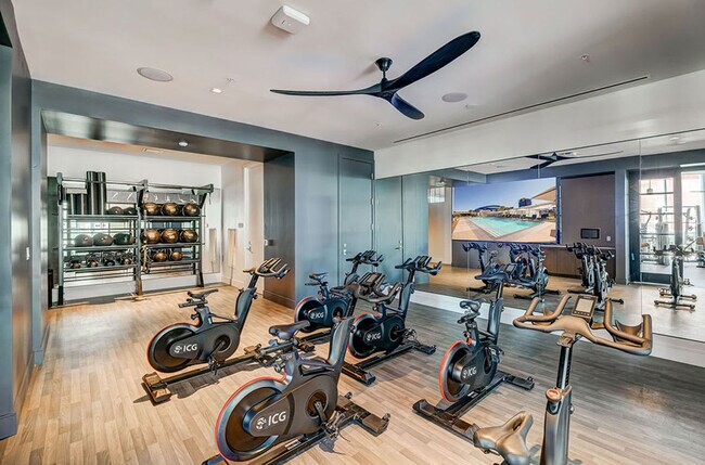 Building Photo - 222 E Jefferson St