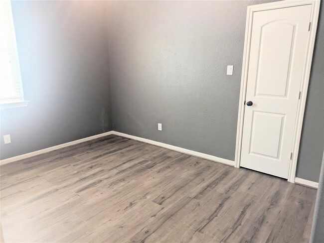 Building Photo - 6318 Orange Blossom Ln