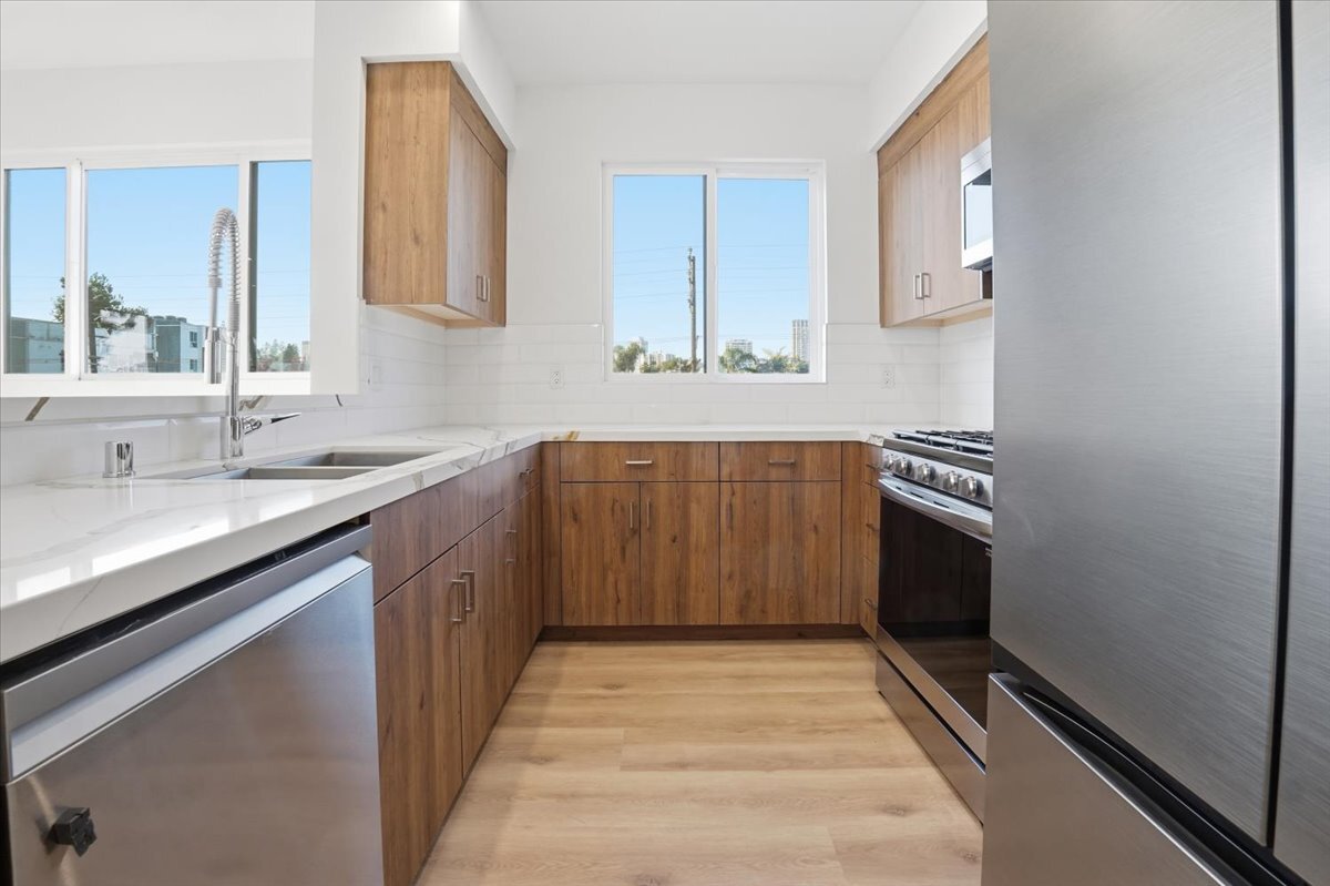 Building Photo - 1820 Prosser Ave