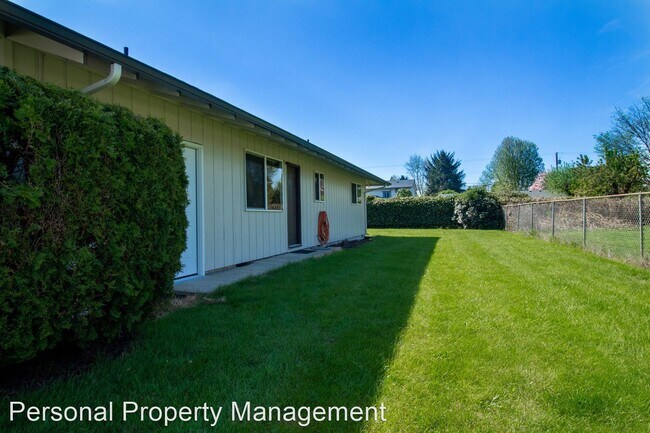 Building Photo - 3 br, 1 bath House - 515 Woodside Terrace