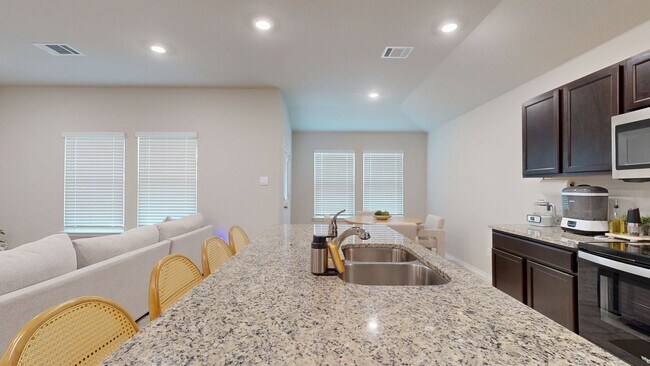 Building Photo - Lovely 3-bedroom home just minutes away from Fort Hood