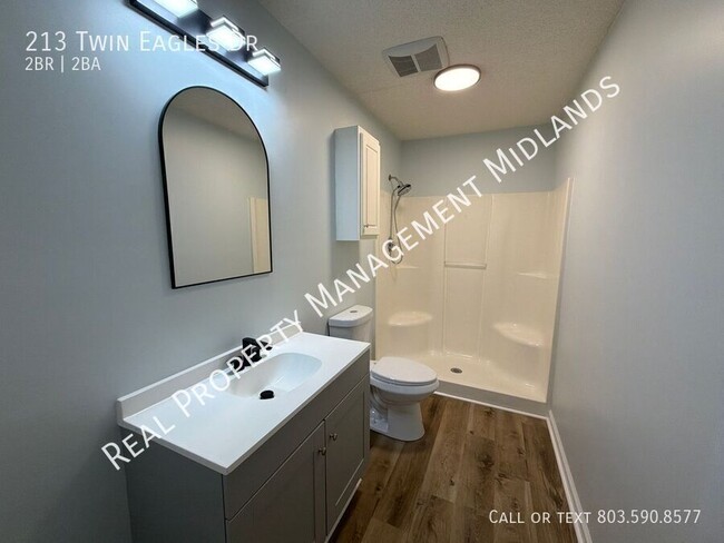Building Photo - 213 Twin Eagles Dr