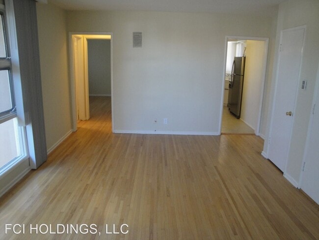 Building Photo - 11707 Sunset Blvd