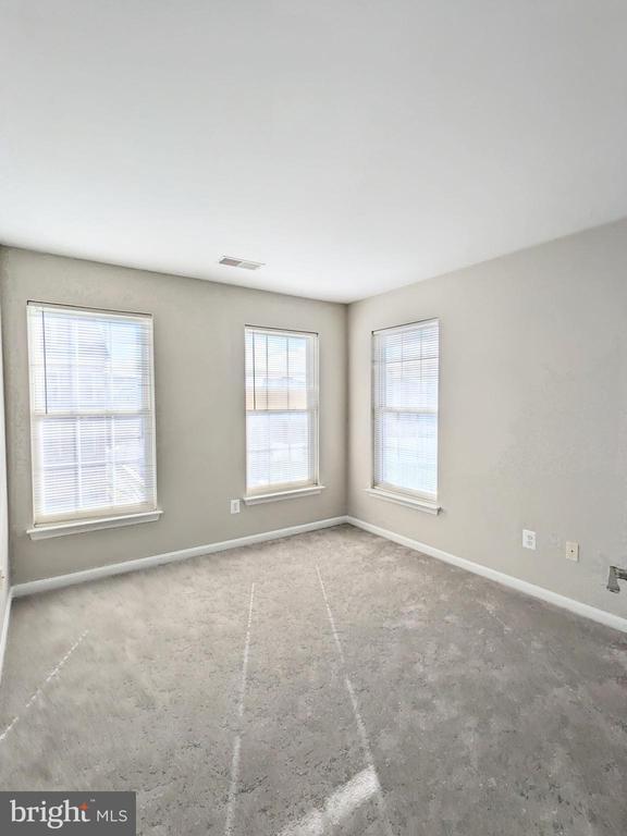 Building Photo - 46178 Cecil Terrace