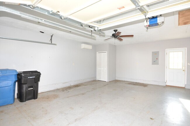 Building Photo - 1269 Brahms Dr