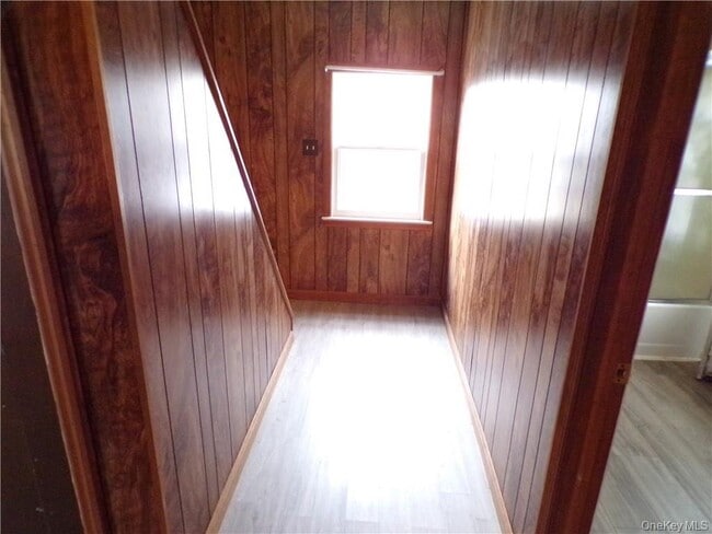 Building Photo - 2 Mertes Ln