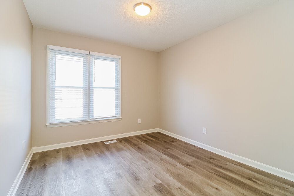 Building Photo - 303 Southampton Dr