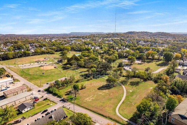 Building Photo - 505C Lovell St