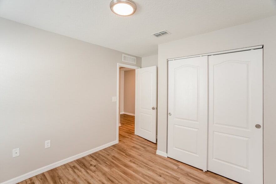Building Photo - 7634 Tangle Rush Dr
