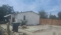 Building Photo - 1590 W Menlo Ave