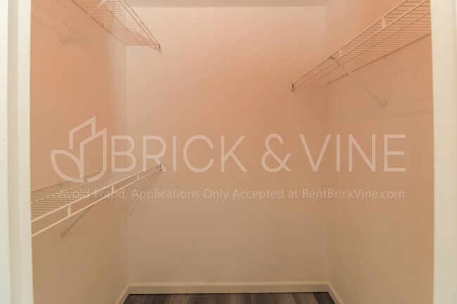 Building Photo - 429 Tocoa Rd