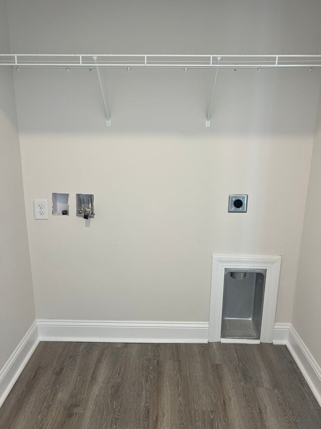 Building Photo - June availability! Brand New! Beautiful Fi...