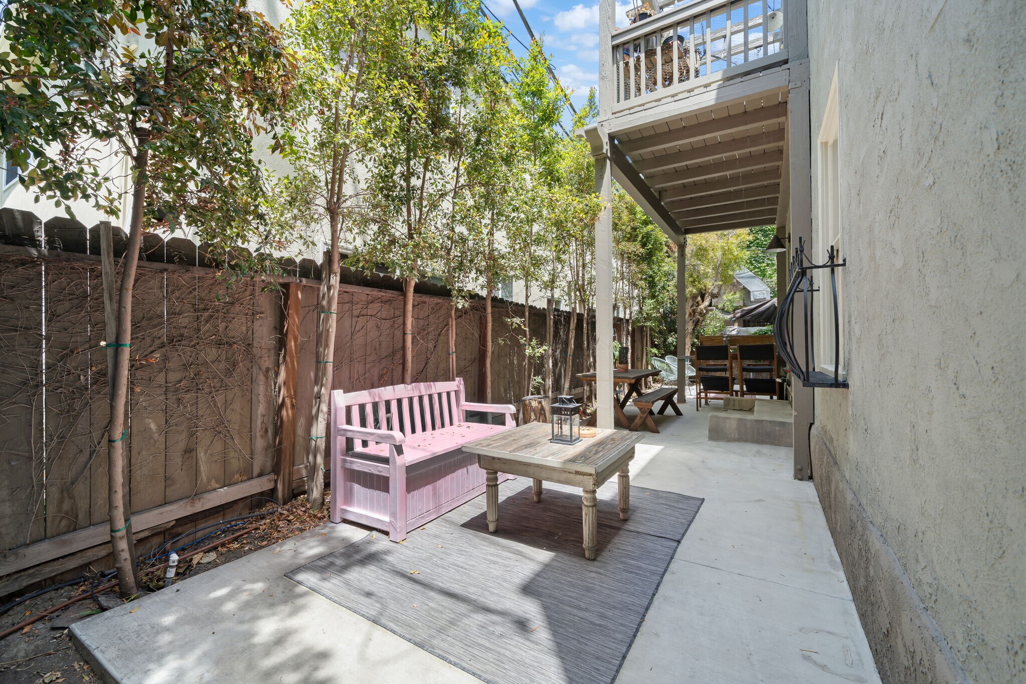 Building Photo - 219 Redondo Ave