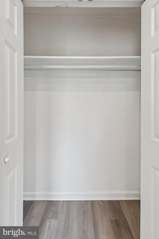 Building Photo - 21 E Price St