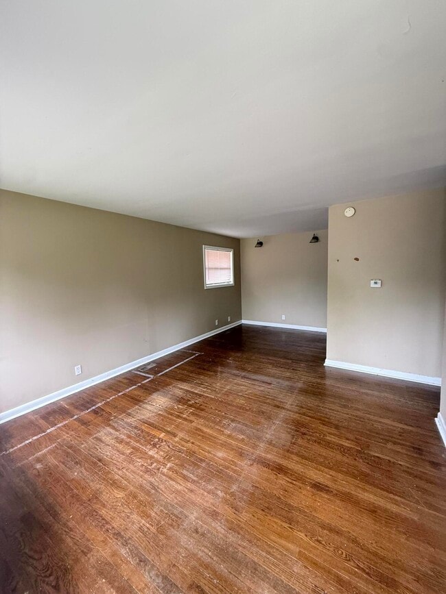 Building Photo - 2017 St Teresa Dr