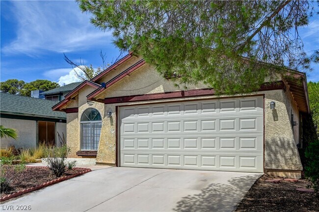 Building Photo - 6632 Wheelbarrow Peak Dr