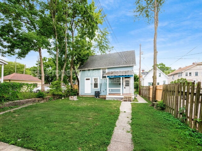 Building Photo - 2278 Indianola Ave