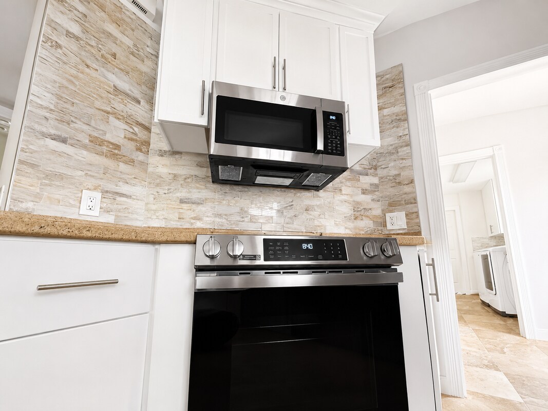 Building Photo - 28869 Vermillion Ln
