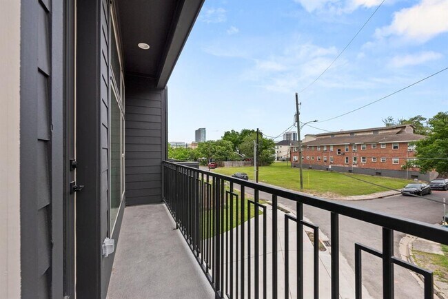 Building Photo - 3512 Mosley Ct