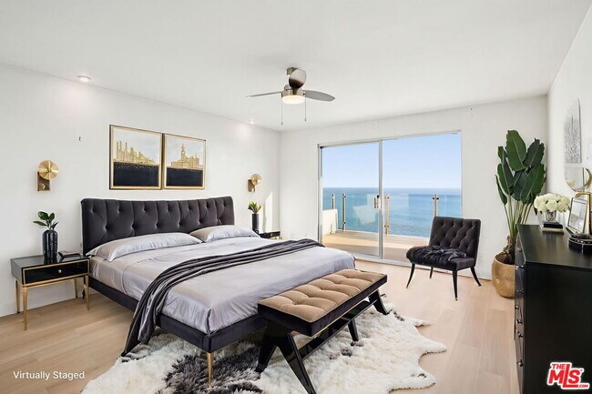 Building Photo - 18203 Coastline Dr