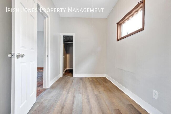 Building Photo - 56 Fredro St