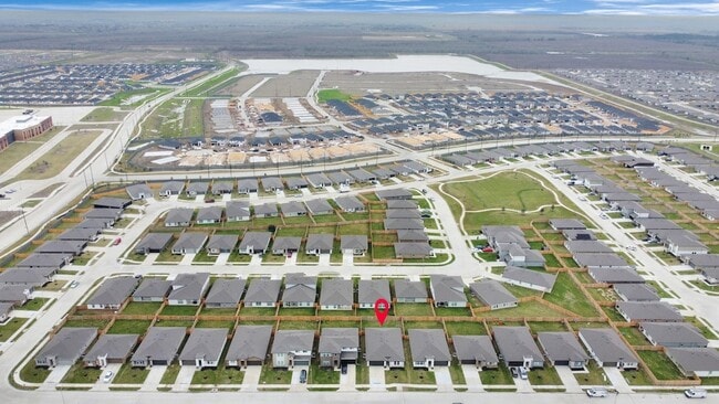 Building Photo - 7803 Golden Rubia Ln