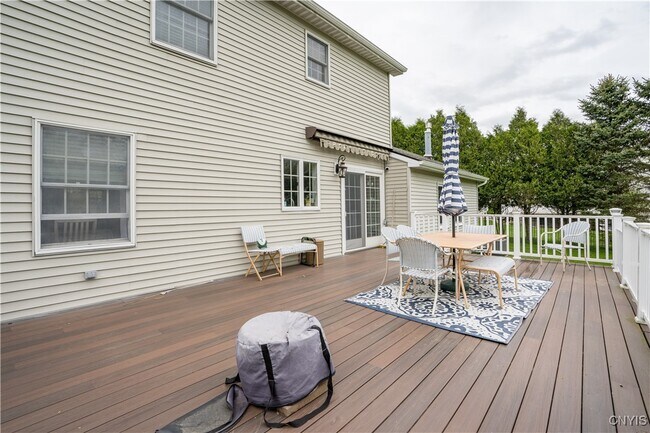 Building Photo - 467 Barben Ave