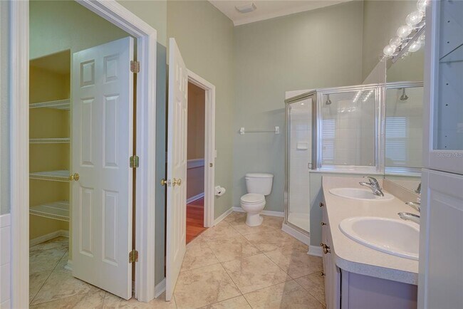 Building Photo - 13298 Thoroughbred Loop