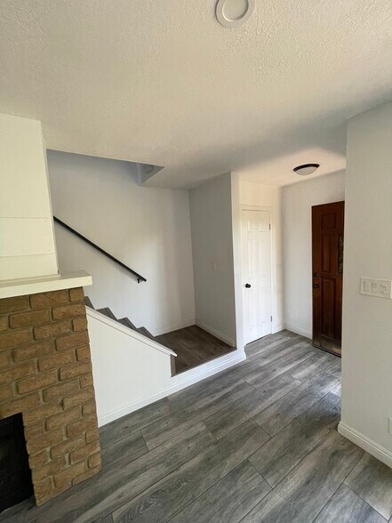 Building Photo - 8211 Rosemead Blvd