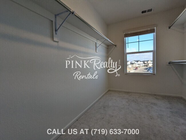 Building Photo - 8021 Buffalo Horn Dr