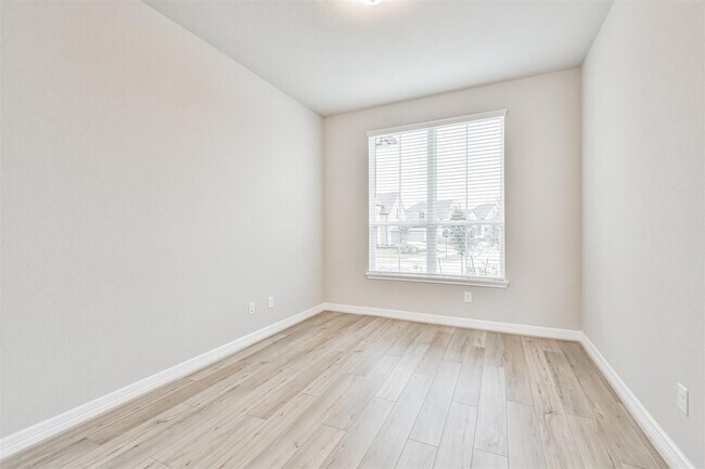 Building Photo - 8211 Chartres Wind Dr
