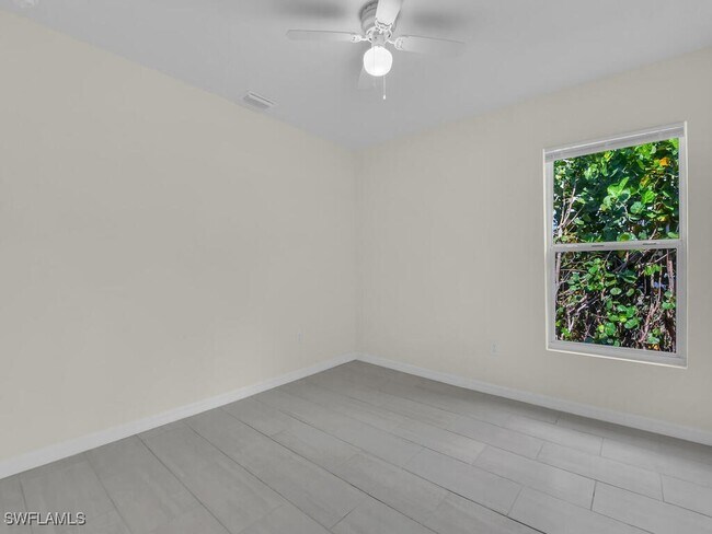 Building Photo - 1515 SW 48th Terrace