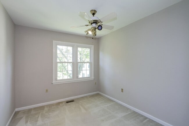Building Photo - 11906 Shagbark Dr
