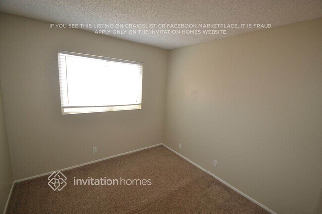 Building Photo - 519 Coot Ln