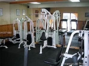 Building Photo - 19255 NE 10th Ave