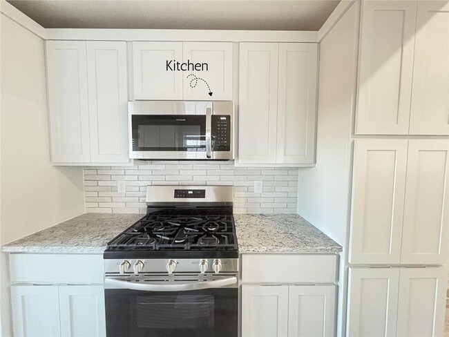 Building Photo - 3100 SW Lovely Ln