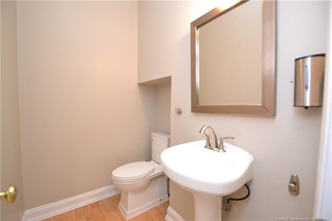 Building Photo - 6524 Englehardt Dr