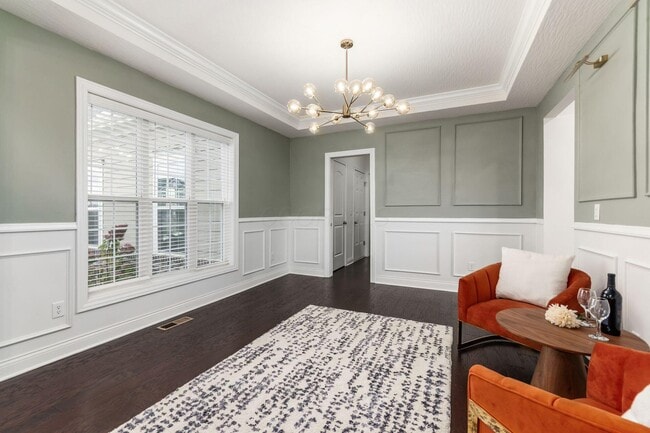 Building Photo - 5962 Laurel Ln