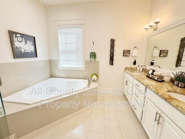 Building Photo - 50 Cinnamon Fern Lane