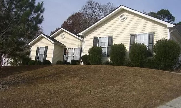 Primary Photo - 4668 Eucalyptus Way