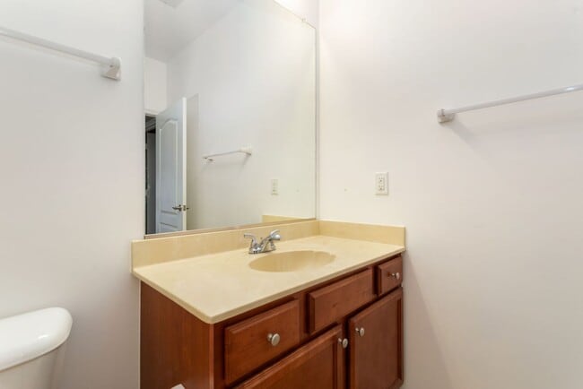 Building Photo - 5329 Warminster Dr