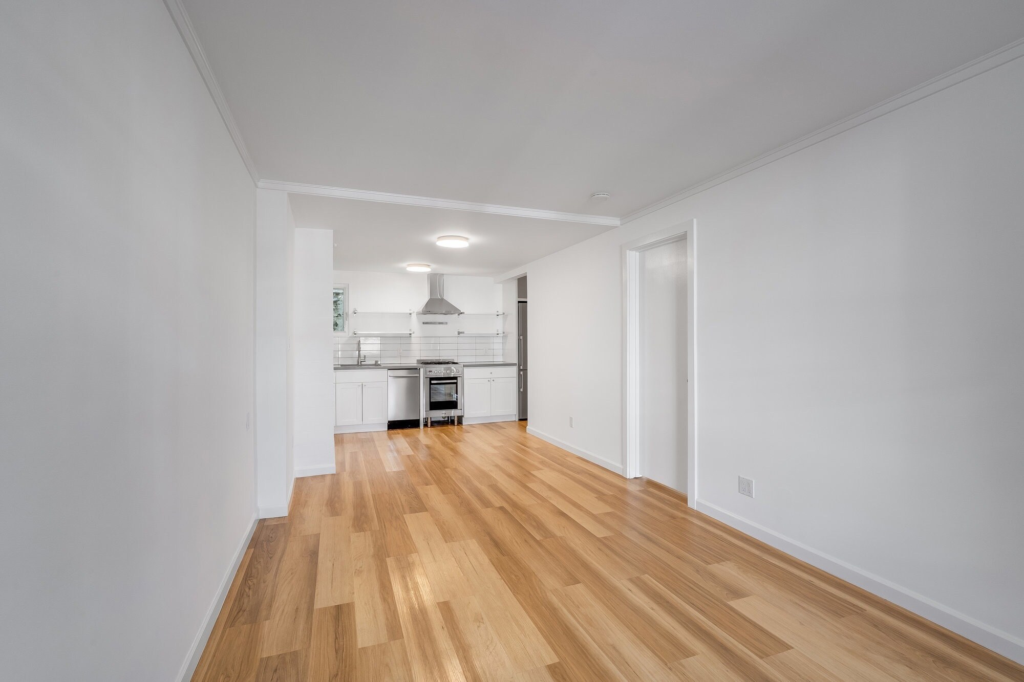 Building Photo - 22 Montezuma St