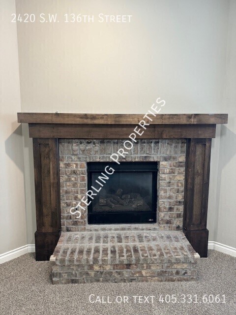 Building Photo - 2420 SW 136th St