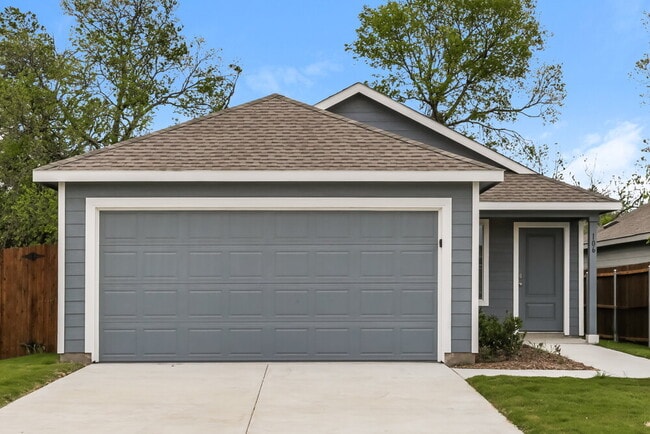 Building Photo - 106 Willow Wy