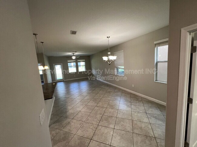 Building Photo - 939 Terra Vista St