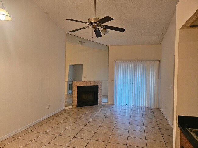 Building Photo - 5140 Indian Lakes Ct